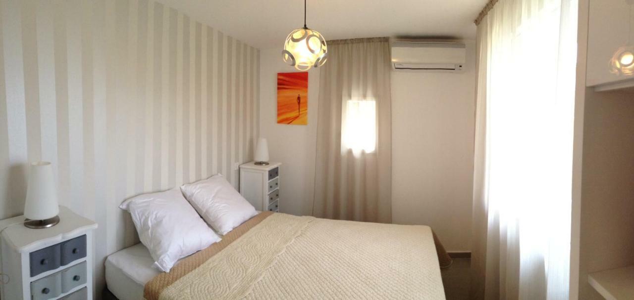 Maison De Vacances - Casa Mezanaccia Avec Terrasse Fleurie Meuble Tourisme 3 Etoiles Santa-Lucia-di-Tallano Екстериор снимка